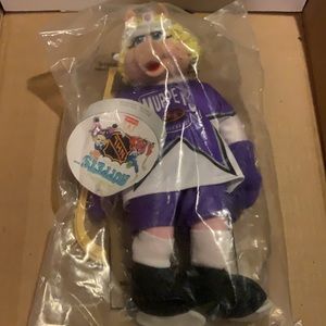 McDonald’s Miss Piggy NHL stuffed toy rare new